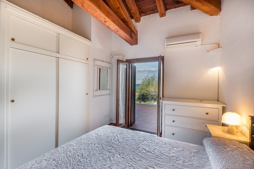 Le Case Di Mara - Appartamento Vista Mare A Porto Rotondo Kültér fotó